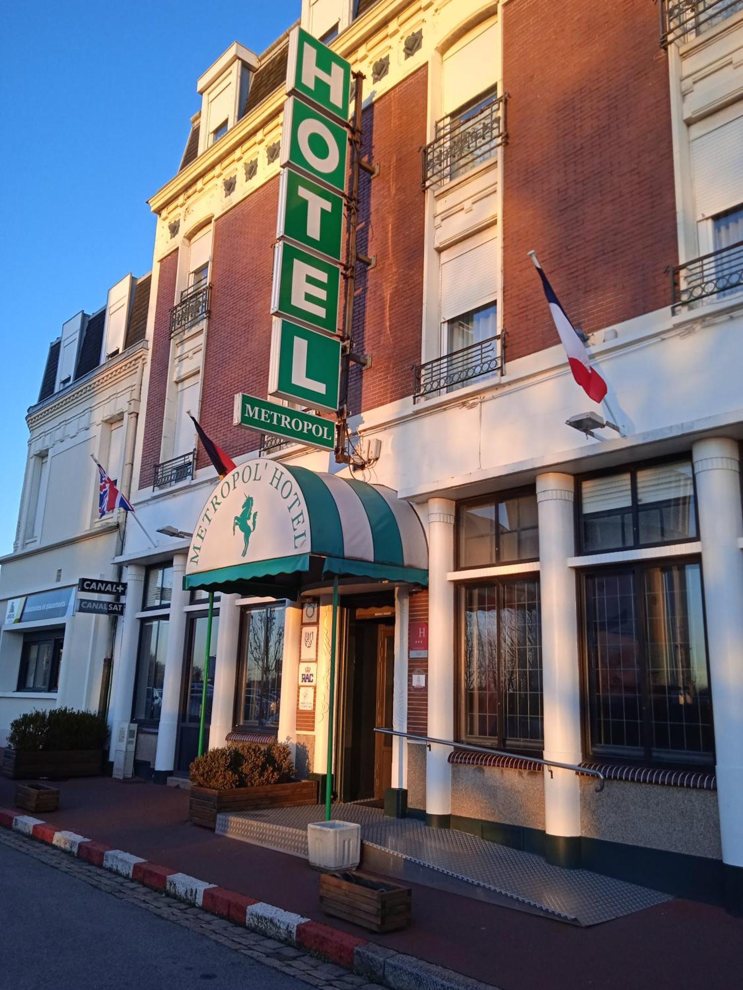 Metropol Hotel Calais Exterior photo